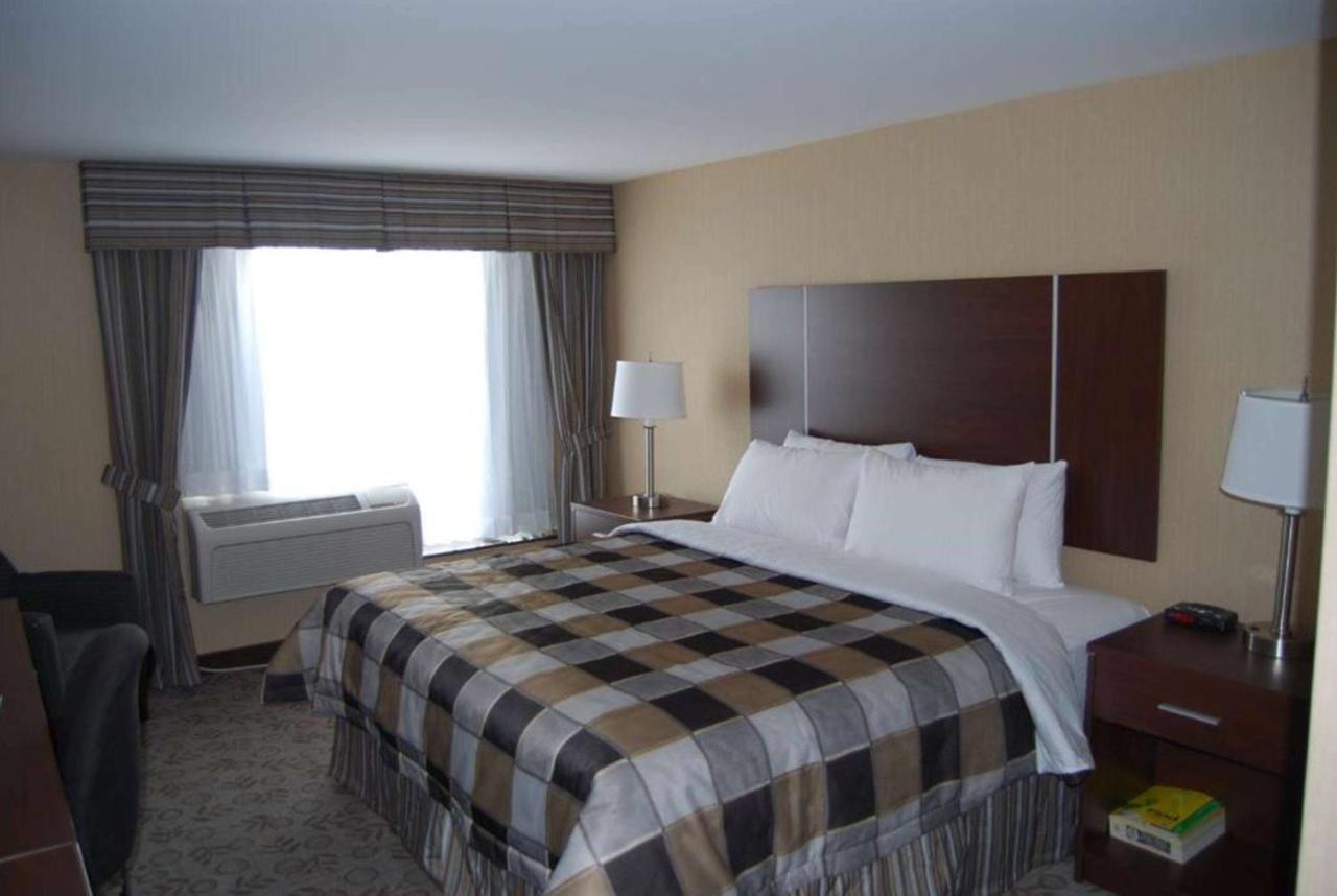 Days Inn By Wyndham Brampton Eksteriør bilde